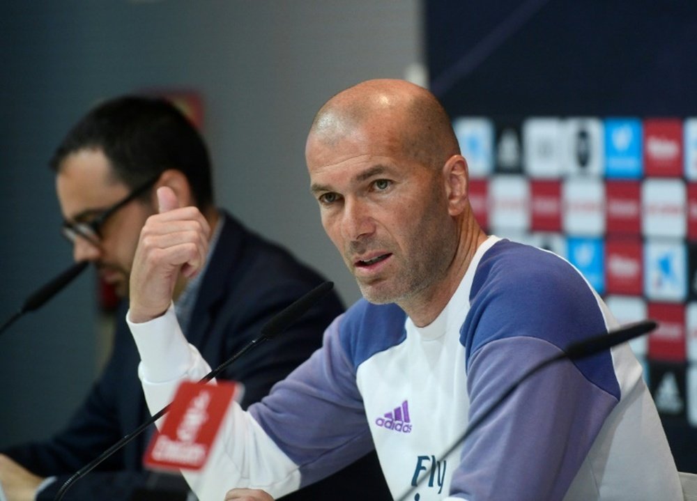 Zidane pediu o apoio da torcida. AFP