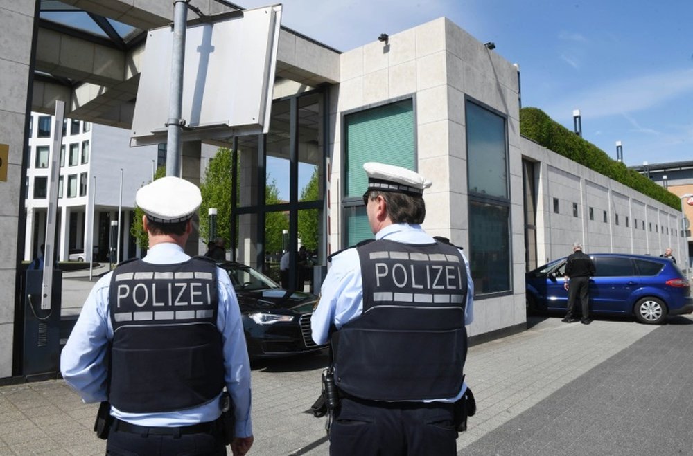 La police allemande a arrêté l'auteur présumé de l'attaque à l'explosif contre le bus. AFP