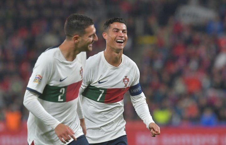 Cristiano passa em branco na goleada de Portugal. AFP