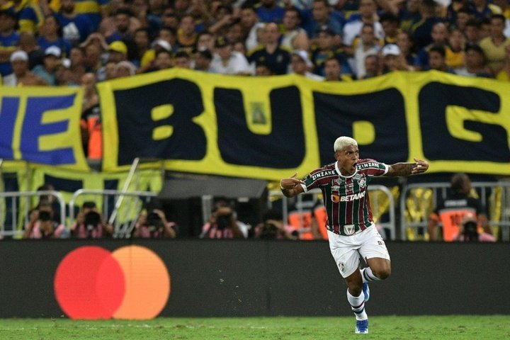 Fluminense afasta quatro jogadores após festa em hotel. AFP