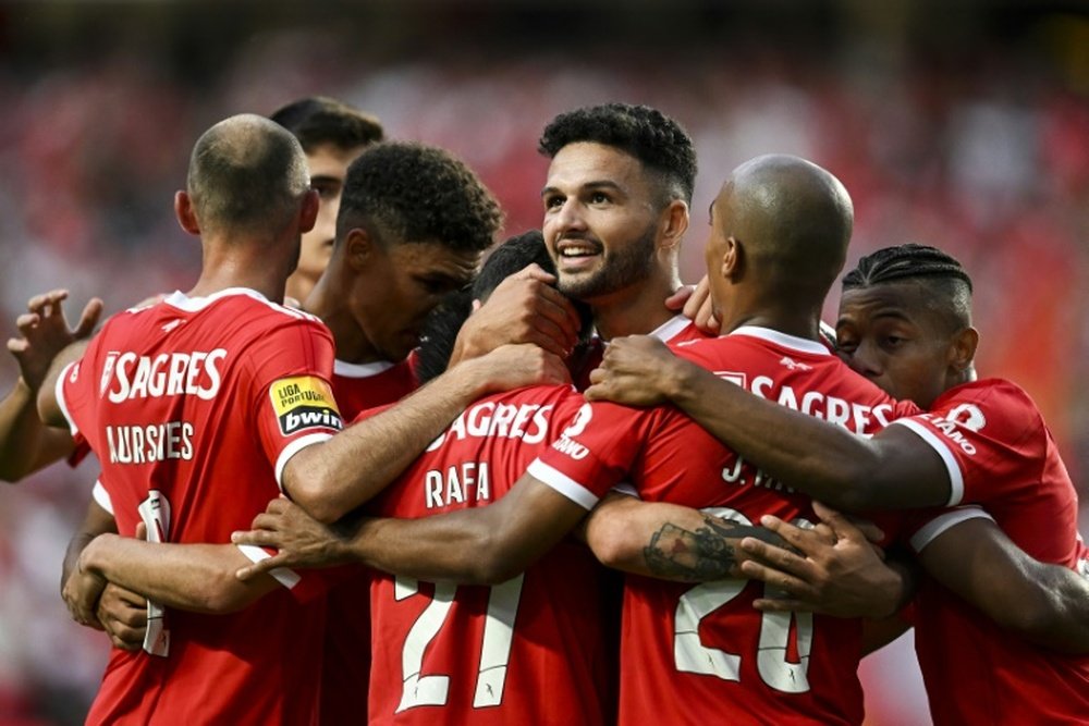 Benfica vence em Israel e faz o PSG comer poeira. AFP