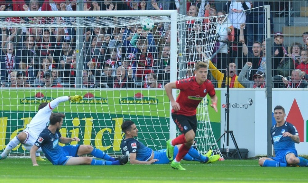 Hoffenheim escorregou, pela primeira vez, na Bundesliga 17-18. AFP