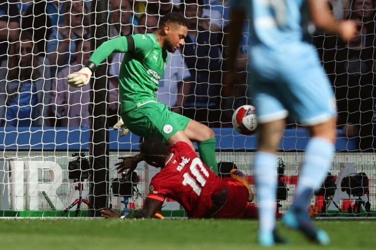 Pep Guardiola prend la défense de Zack Steffen