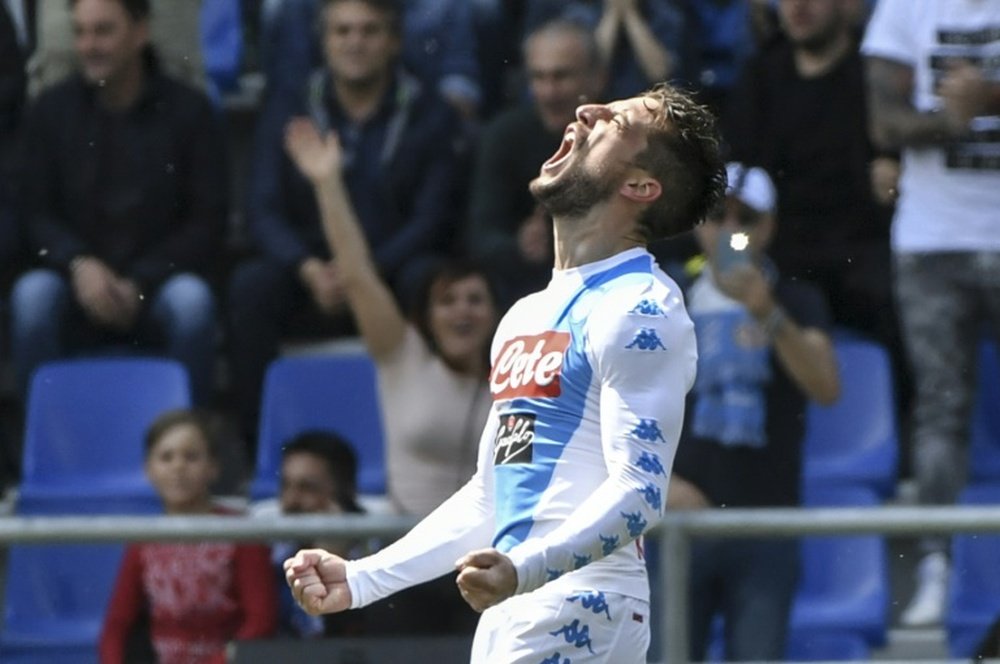 L'attaquant de Naples Dries Mertens exulte apès avoir inscit un but face à La Roma. AFP