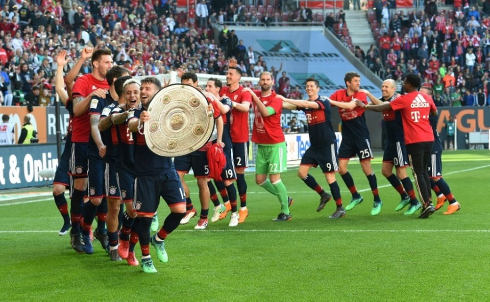 Bayern e Mönchengladbach, oponentes neste sábado. AFP