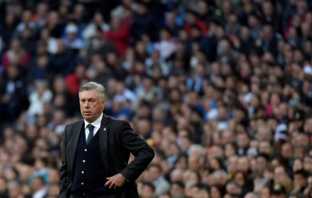 Carlo Ancelotti era entrenador del Nápoles cuando ocurrió el motín de 2019. AFP