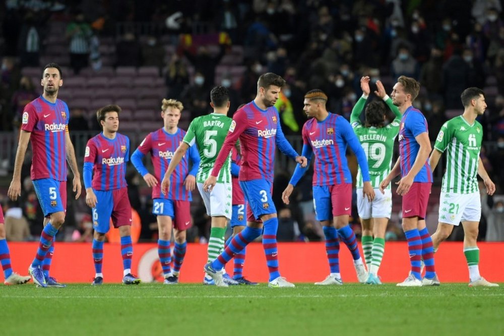 O Barça coloca sete jogadores à venda. AFP