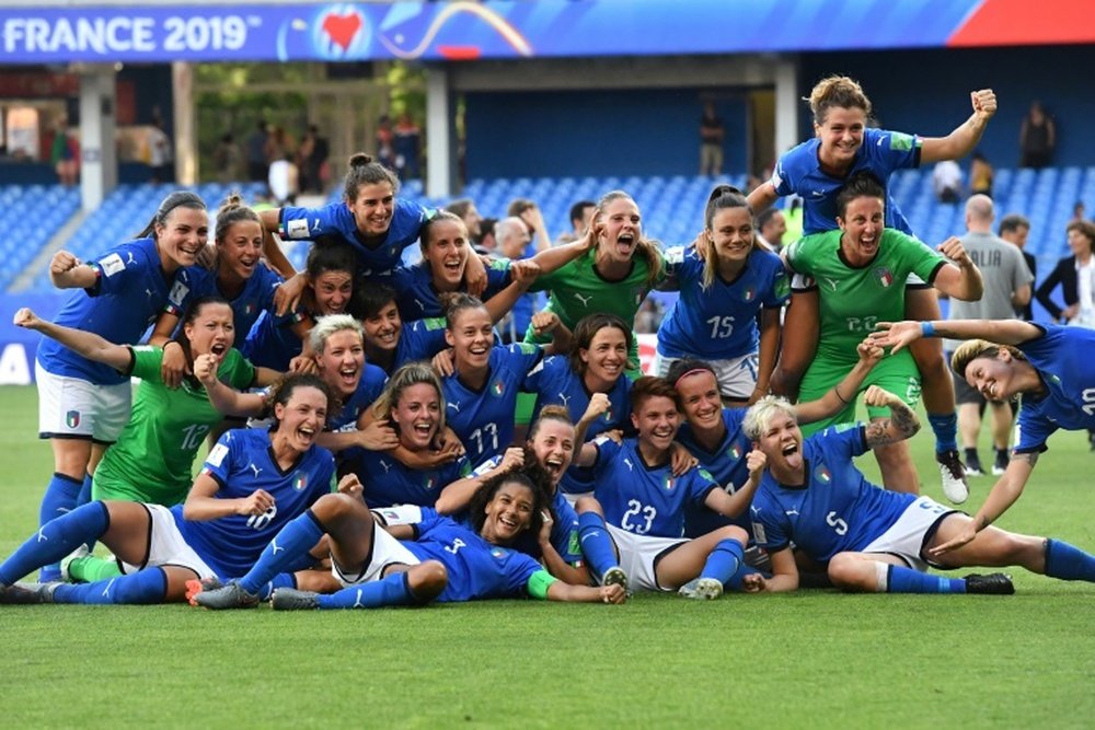 Italia se ha volcado con el fútbol femenino. AFP