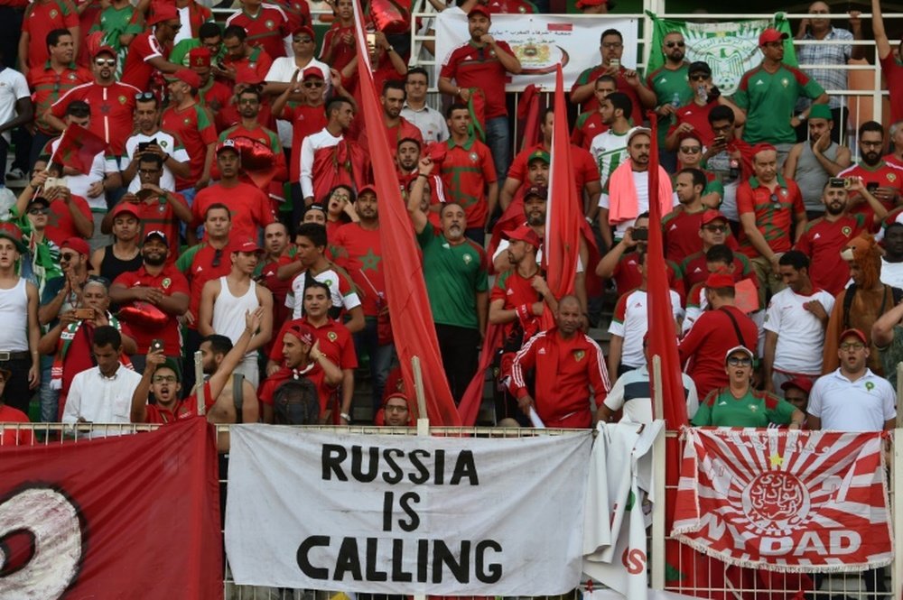 Les supporters du Maroc prennent date avec la Russie après leur qualification. AFP