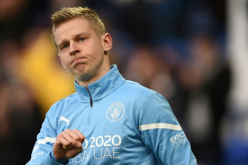 Todo o apoio para Zinchenko no City. AFP