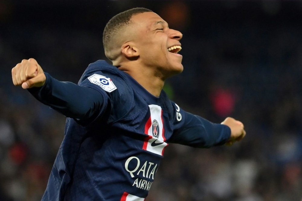 Meilleur buteur, Mbappé souhaite ''battre Papin'' .afp