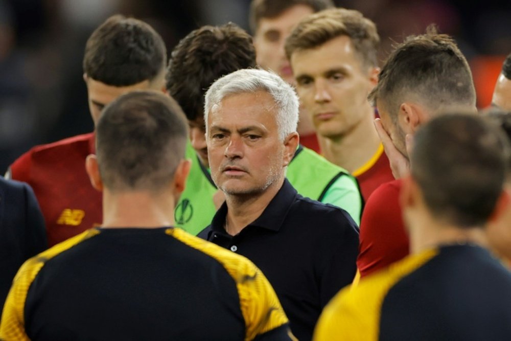 'Il faut que Mourinho soit banni' pour son comportement avec Anthony Taylor. AFP