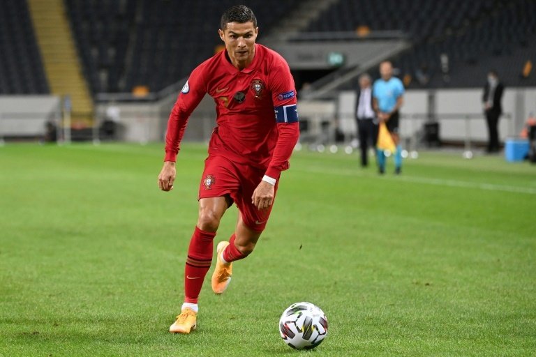 Bolt adoube Ronaldo. afp