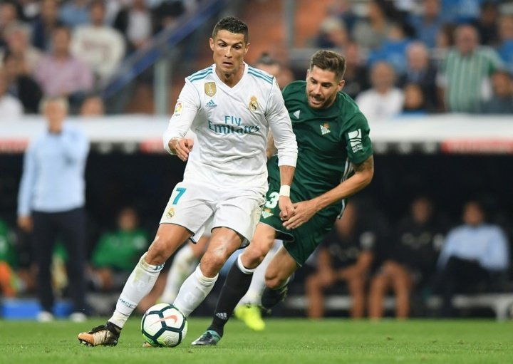 Betis storm the Bernabeu to open the gap with Barcelona