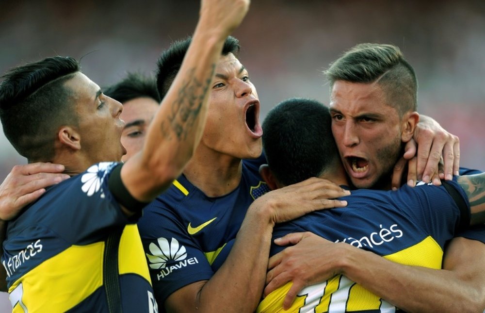 La joie des joueurs de Boca Juniors après le 2e but de Carlos Tevez contre River Plate, le 11 décembre 2016 au Monumental