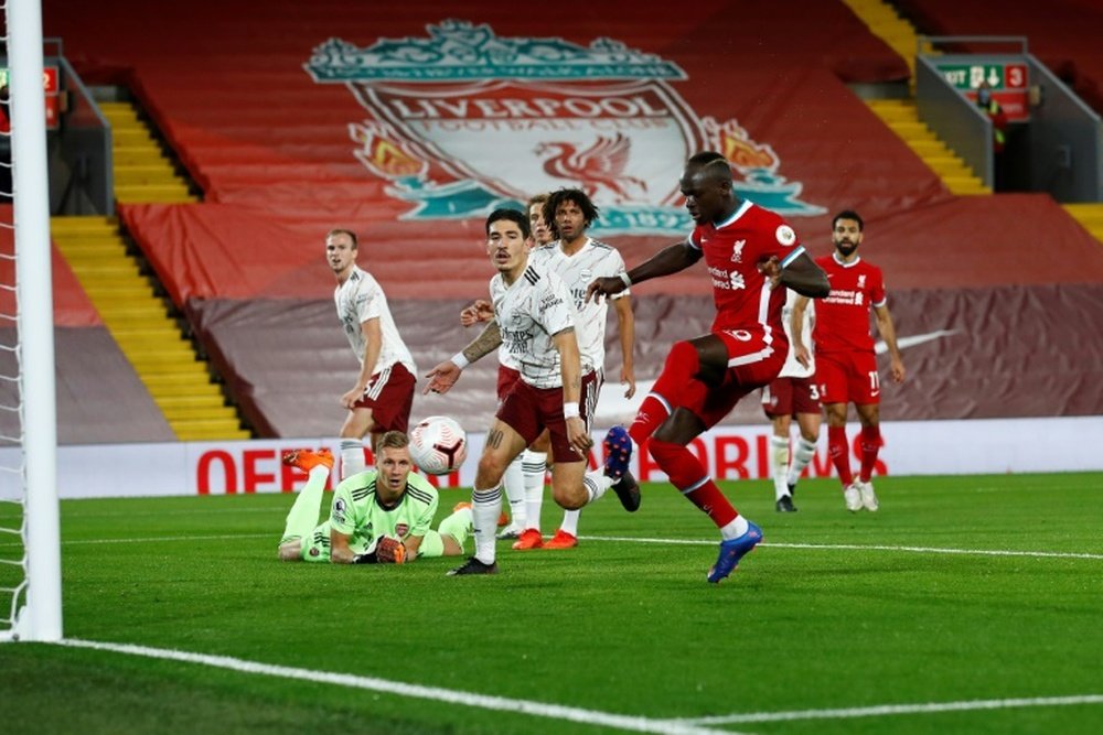 Des Gunners déçus après la défaite à Anfield. EFE