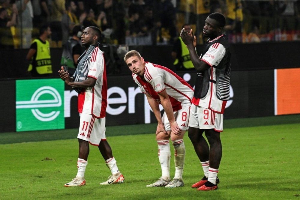 L'Ajax Amsterdam prend une nouvelle correction et se retrouve dernier. AFP