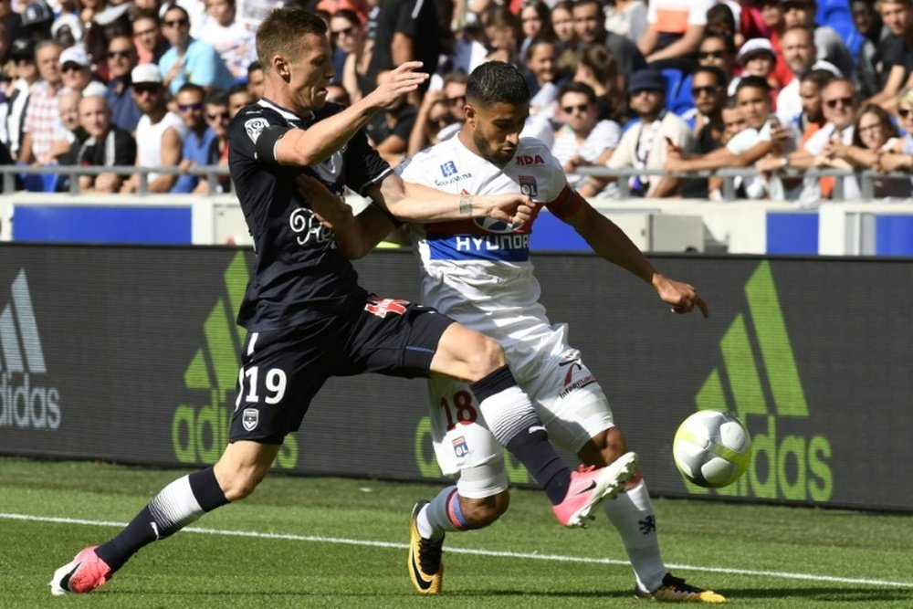 No empate entre Lyon e Bordeaux, brilhou Fekir. AFP