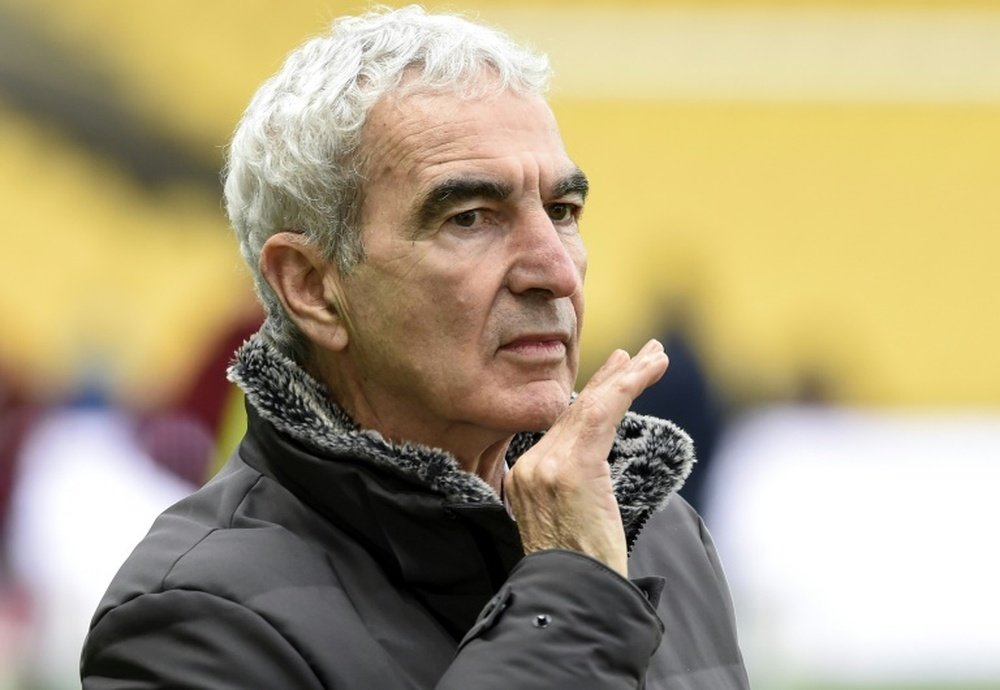 Domenech fustige l'attitude des joueurs après la défaite contre Reims. AFP