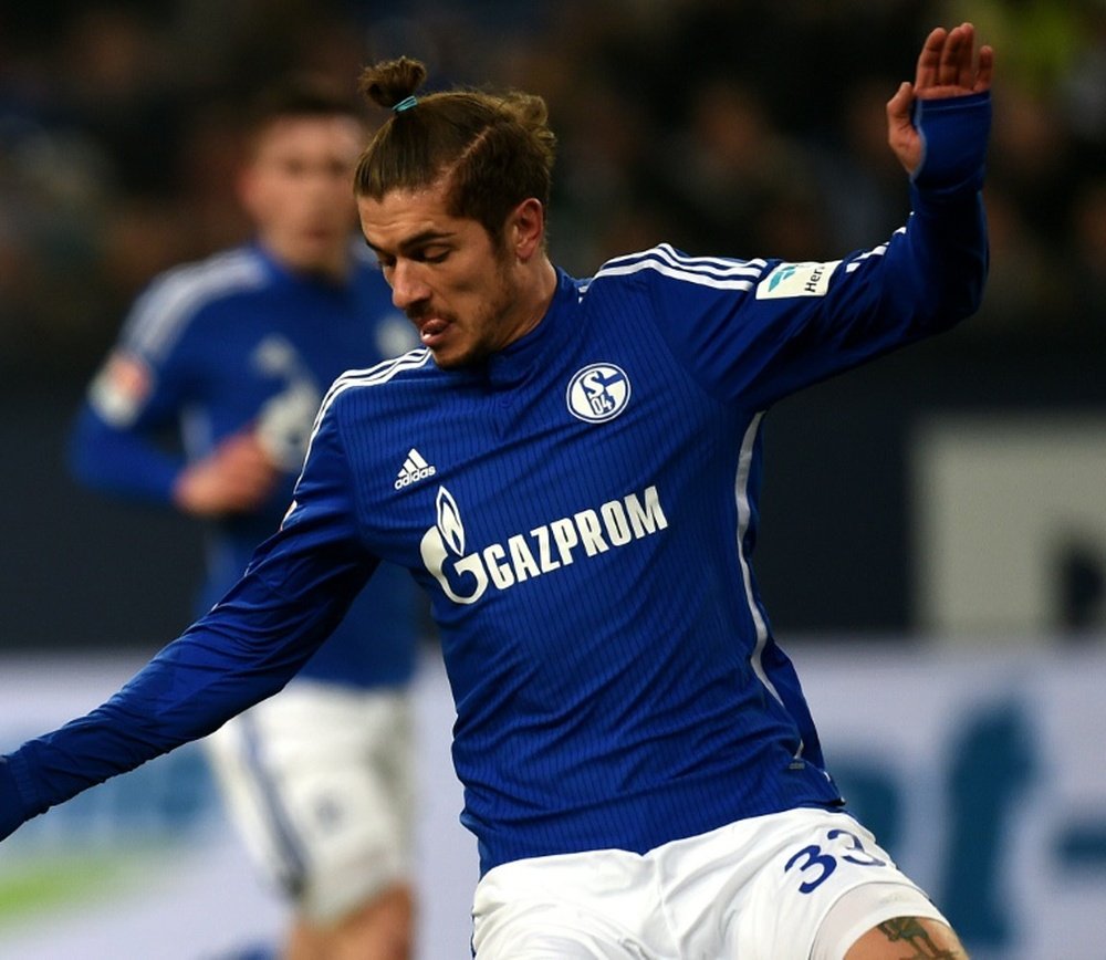 Roman Neustädter parece que abandonará el Schalke 04 para irse al Fenerbahce. Archivo/EFE/EPA