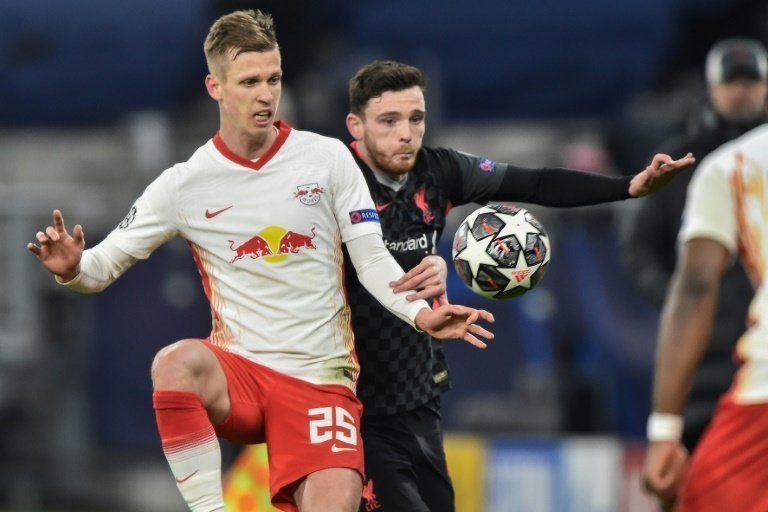 Dani Olmo todavía no ha renovado con el RB Leipzig. AFP