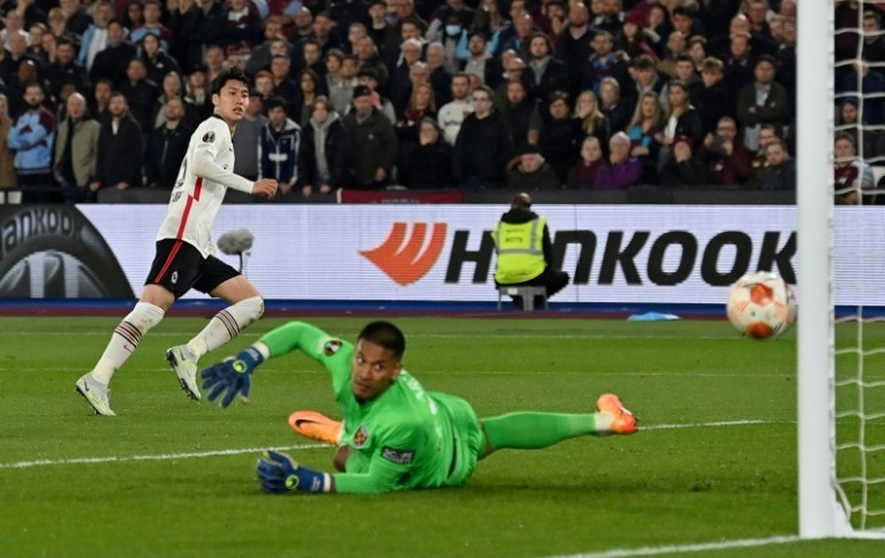 Newcastle want Areola on loan. AFP