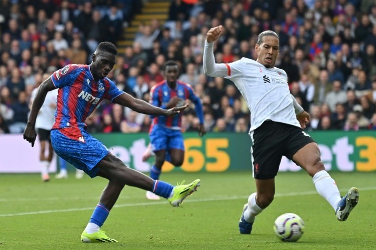 Brighton sink Fulham, Palace shrug Mateta loss to beat Ipswich