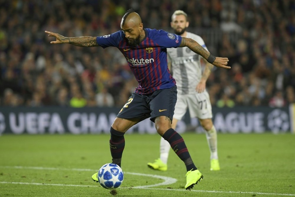Vidal va encontrando su sitio en el Barça. AFP