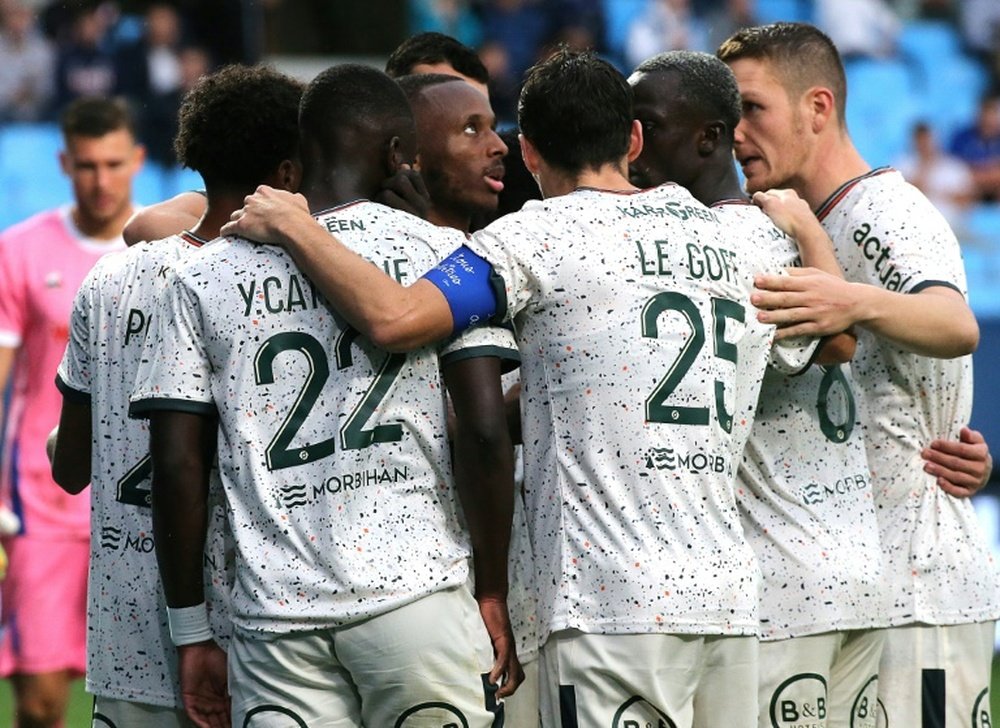 El Lorient quedó a cinco unidades del PSG. AFP