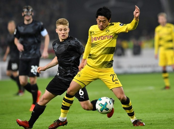 Borussia Dortmund volta a perder pontos na Bundesliga