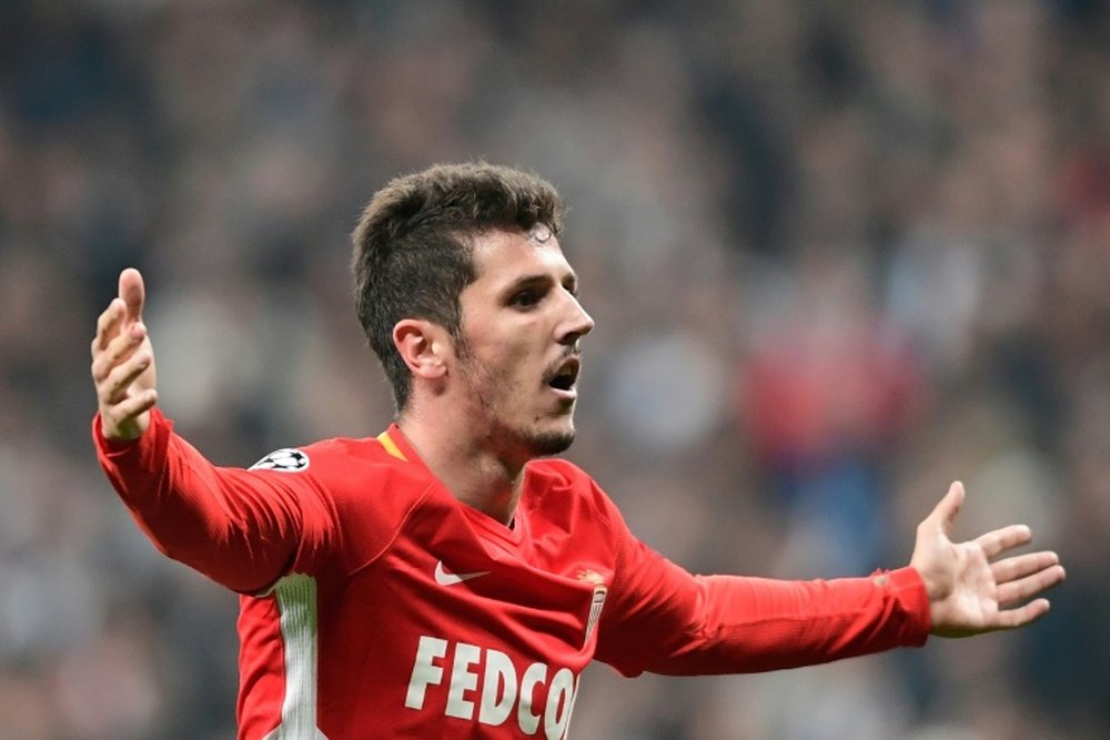 O Monaco venceu por 0-4 na visita ao Angers. AFP