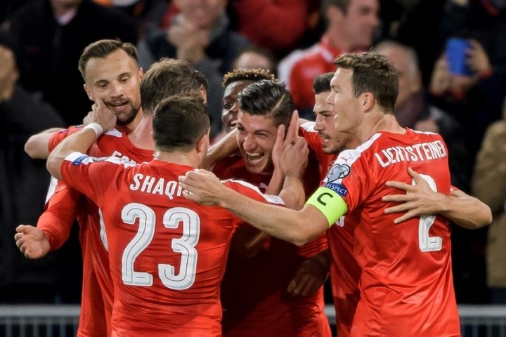 Suíça goleia antes do jogo decisivo com Portugal