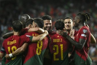 Nota dez! Portugal fechou as Eliminatórias para a Eurocopa 2024 com 100% de aproveitamento ao bater a Islândia por 2 a 0, neste domingo, em Lisboa. O time de 'Bobby' Martínez vai com muita moral para a competição na Alemanha.