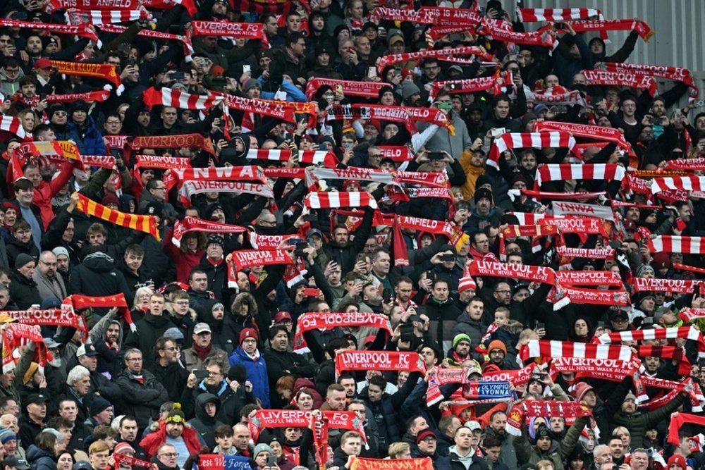 Los fans del Liverpool explotaron por la subida de los abonos. AFP