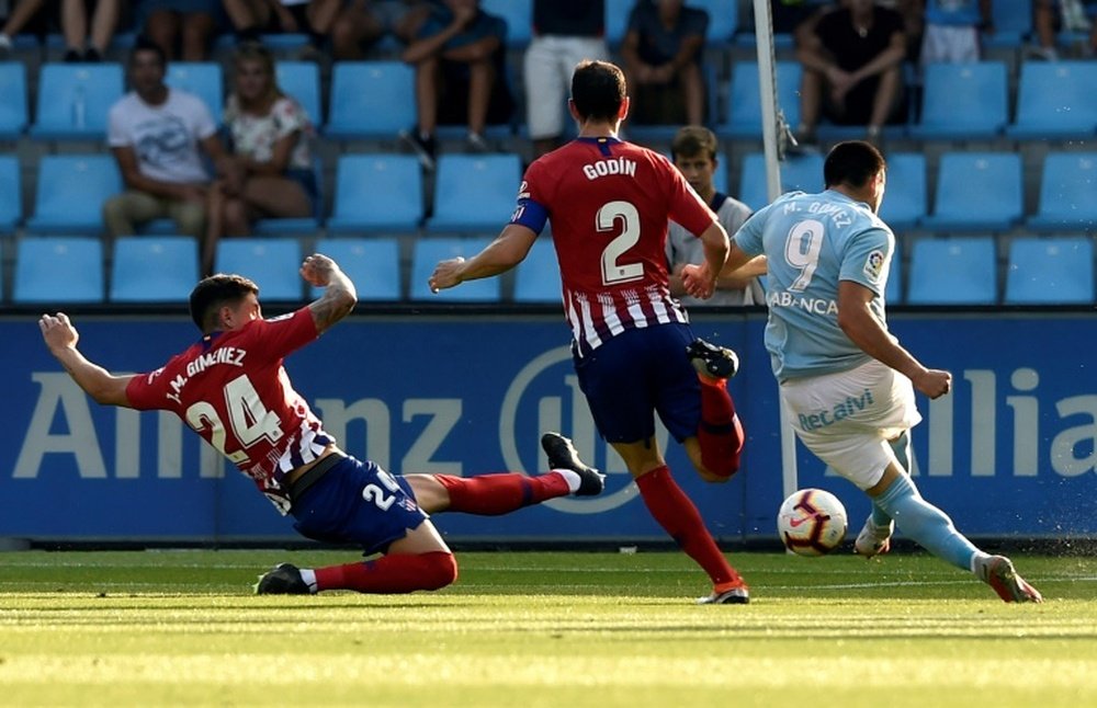Maxi Gómez abrió el marcador ante el Atlético. AFP