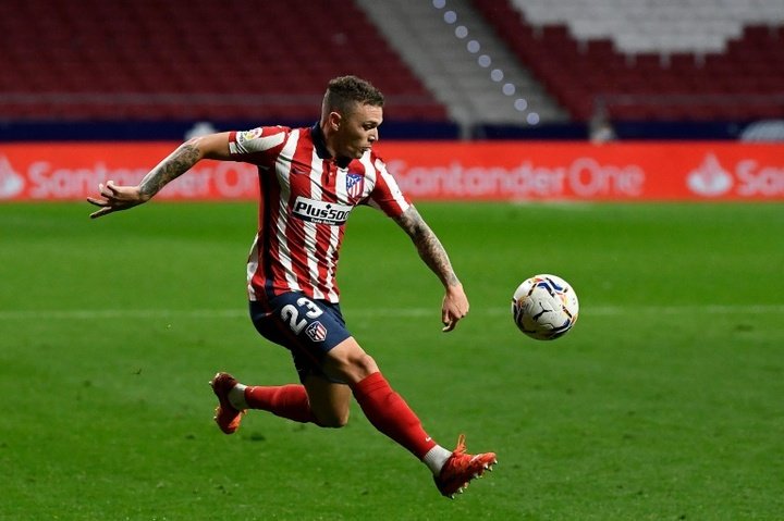 United rules out Trippier for the time being and looks to Max Aarons