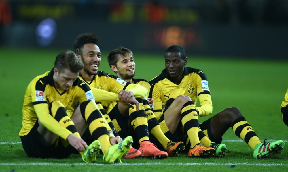La joie des joueurs du Borussia Dortmund après leur victoire face à Hoffenheim, le 28 février 2016 à Dortmund