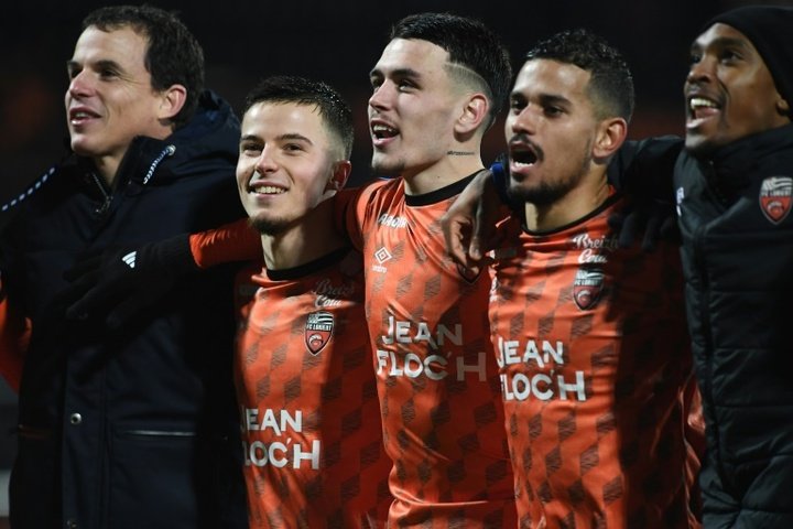 El Lorient se impuso al Rennes. AFP