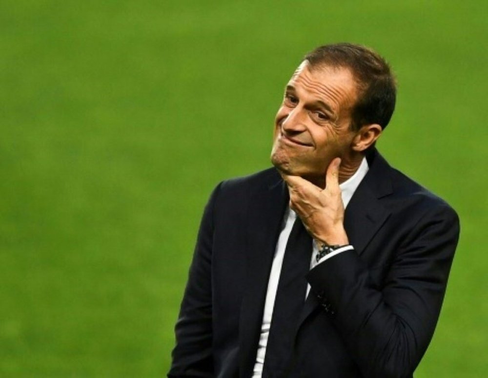O técnico italiano não ficou satisfeito com o desfecho desta tarde. AFP