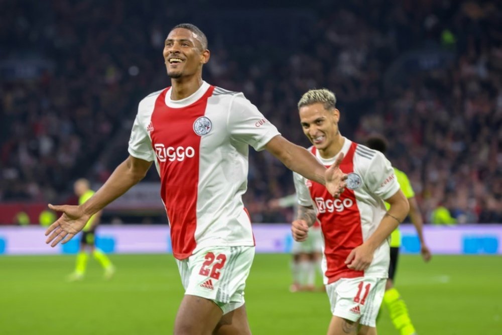 Sébastien Haller et l'Ajax écrasent Twente. AFP