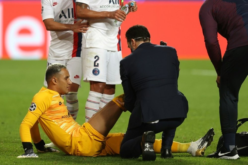 Keylor Navas y una carrera contra el reloj. AFP