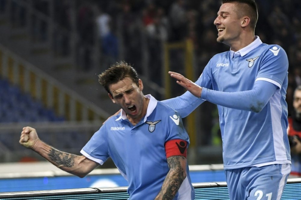 La Lazio se encuentra a un punto de los puestos europeos. AFP