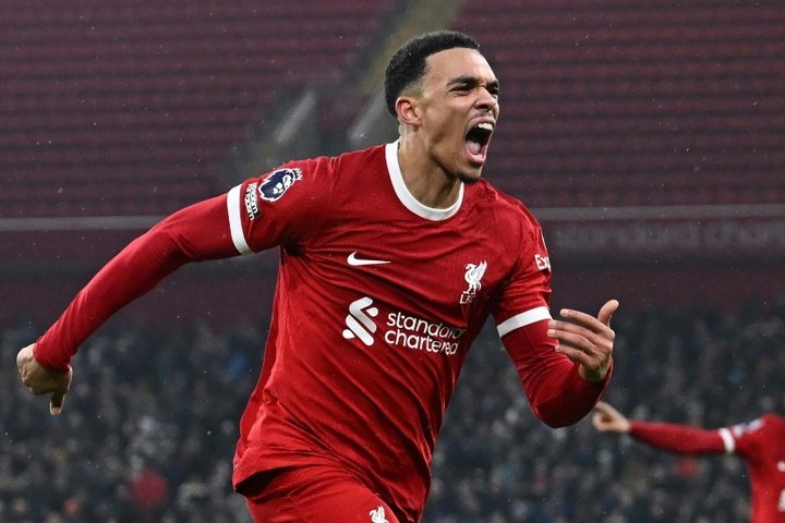 Alexander-Arnold to miss EFL Cup final due to injury