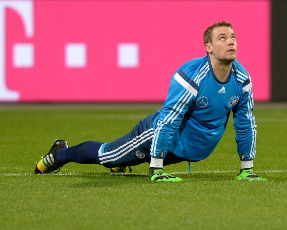 Manuel Neuer no ha estado nada acertado en el primer gol lisboeta. AFP