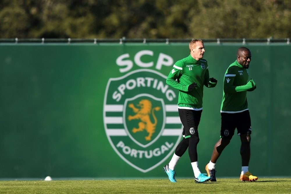 Mathieu et Seydou Doumbia lors d'un entraînement du Sporting. AFP