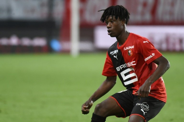 El técnico del Rennes espera que Camavinga siga al menos otro año. AFP