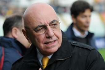 Adriano Galliani, CEO do Monza, venceu as eleições para senador em Monza, preenchendo a vaga deixada após a morte de Silvio Berlusconi.