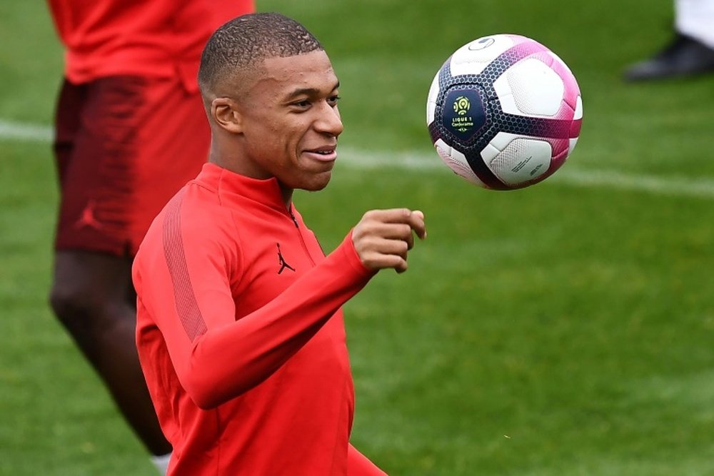 Kylian Mbappé no para de hacerse notar. AFP