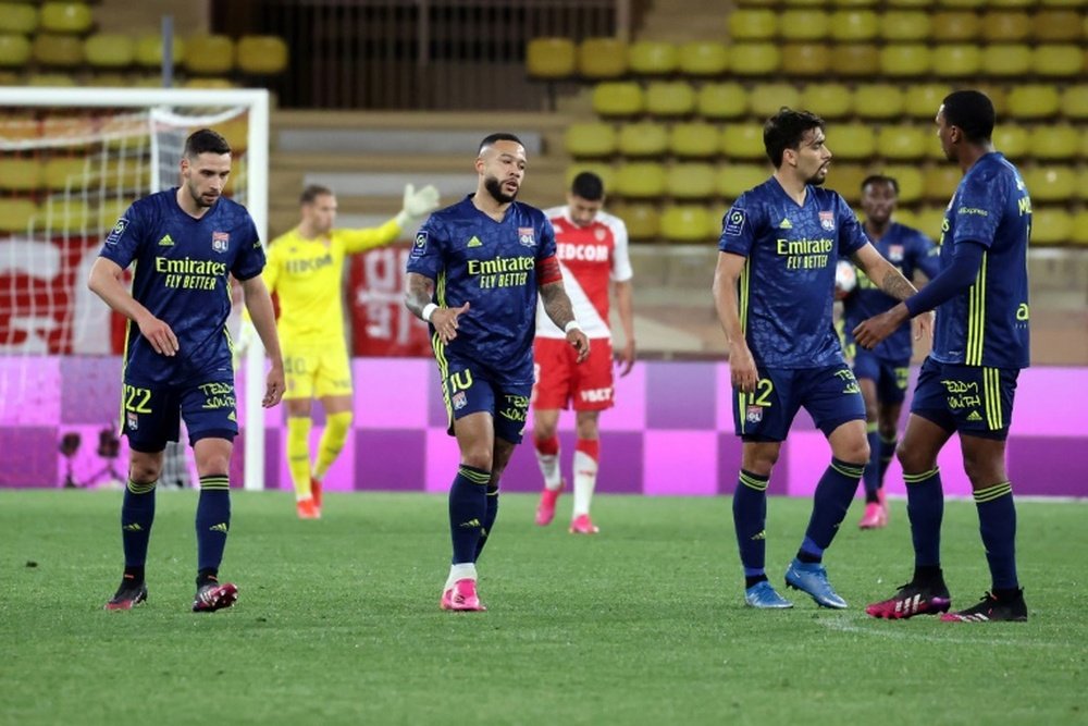 De Sciglio has played together with Memphis Depay. AFP