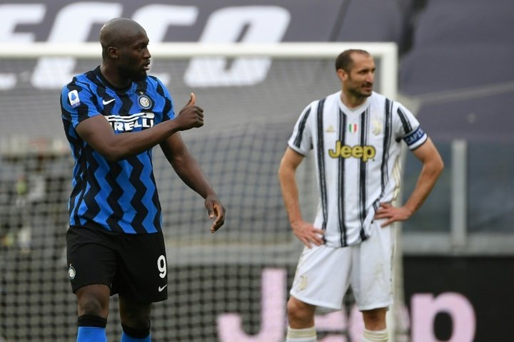Luta entre Inter e Juve por Vignato, umas das joias do futebol italiano